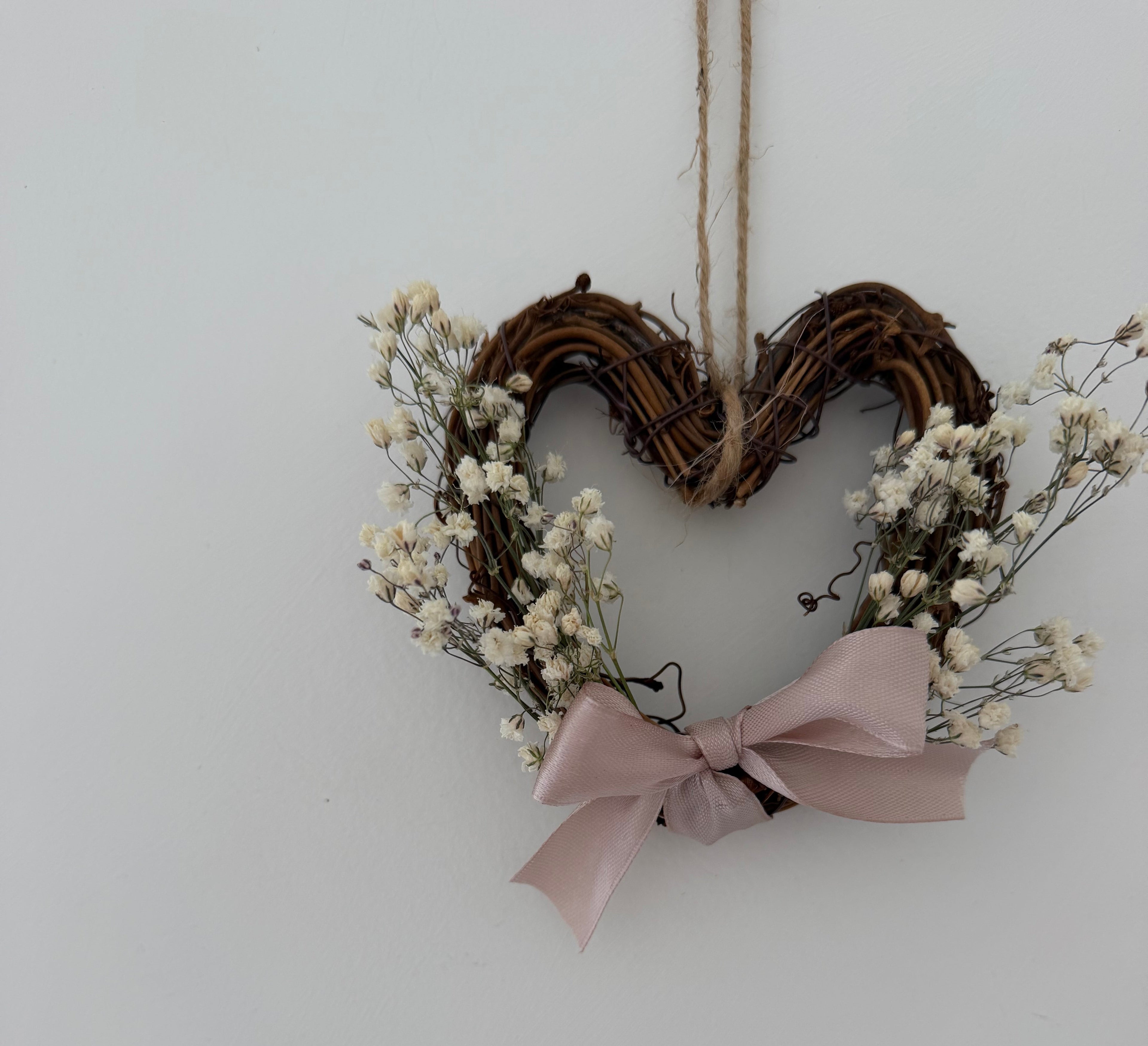 Mini heart wreath 10cm