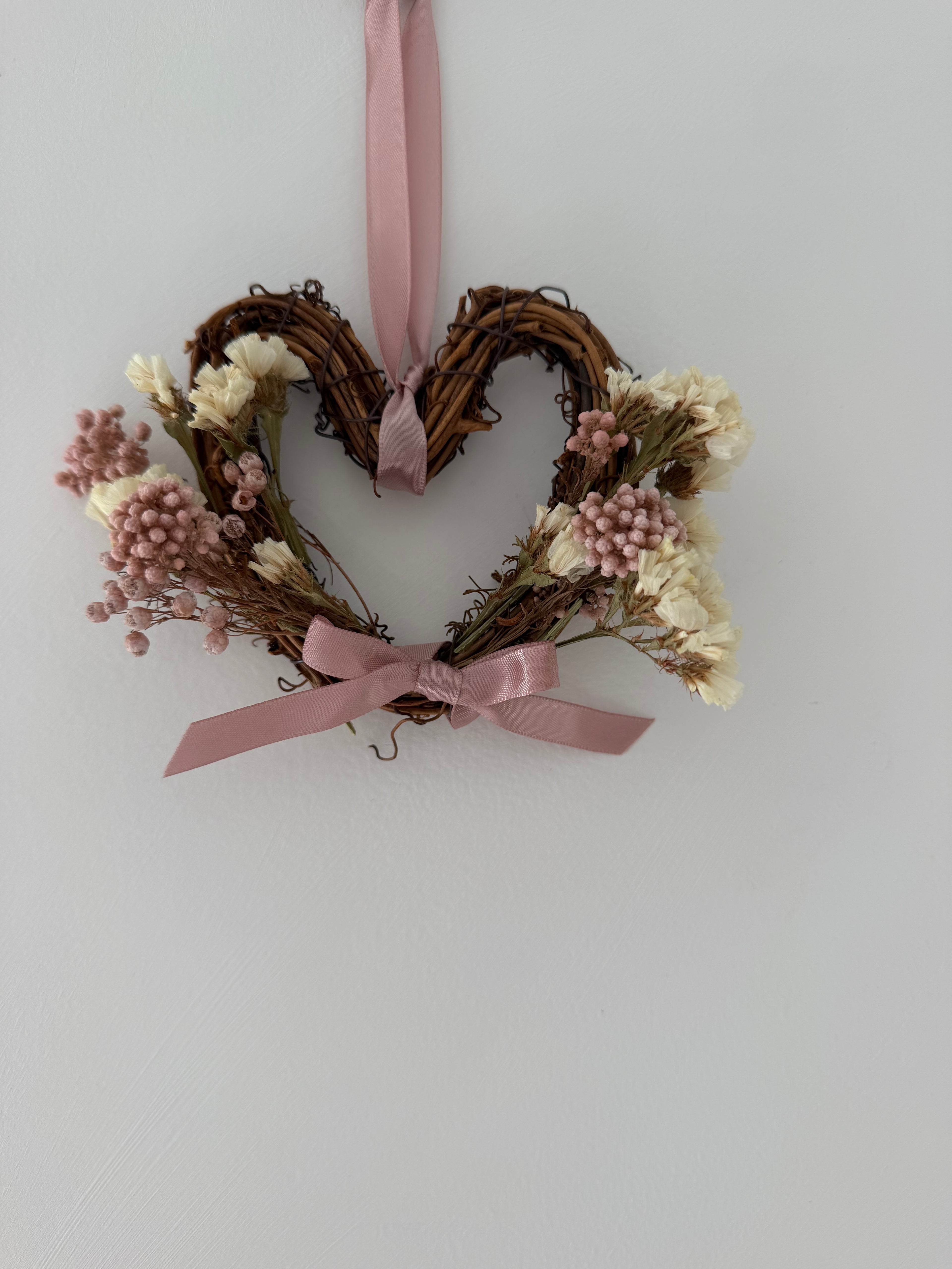 Mini heart wreath 10cm (mix pink)