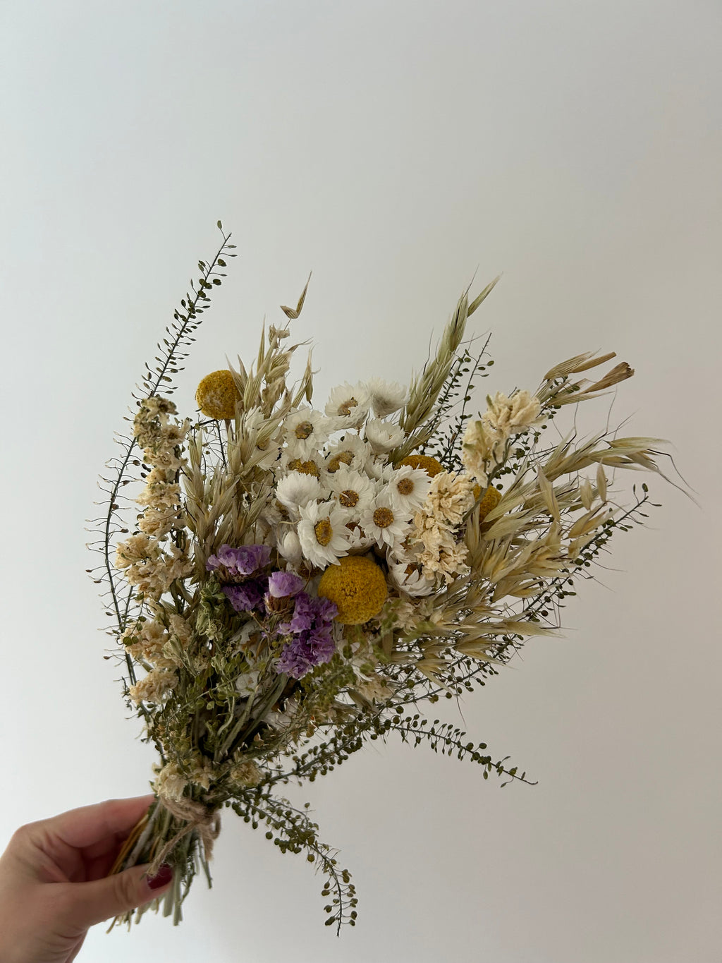 Small everlasting dried flower bouquet