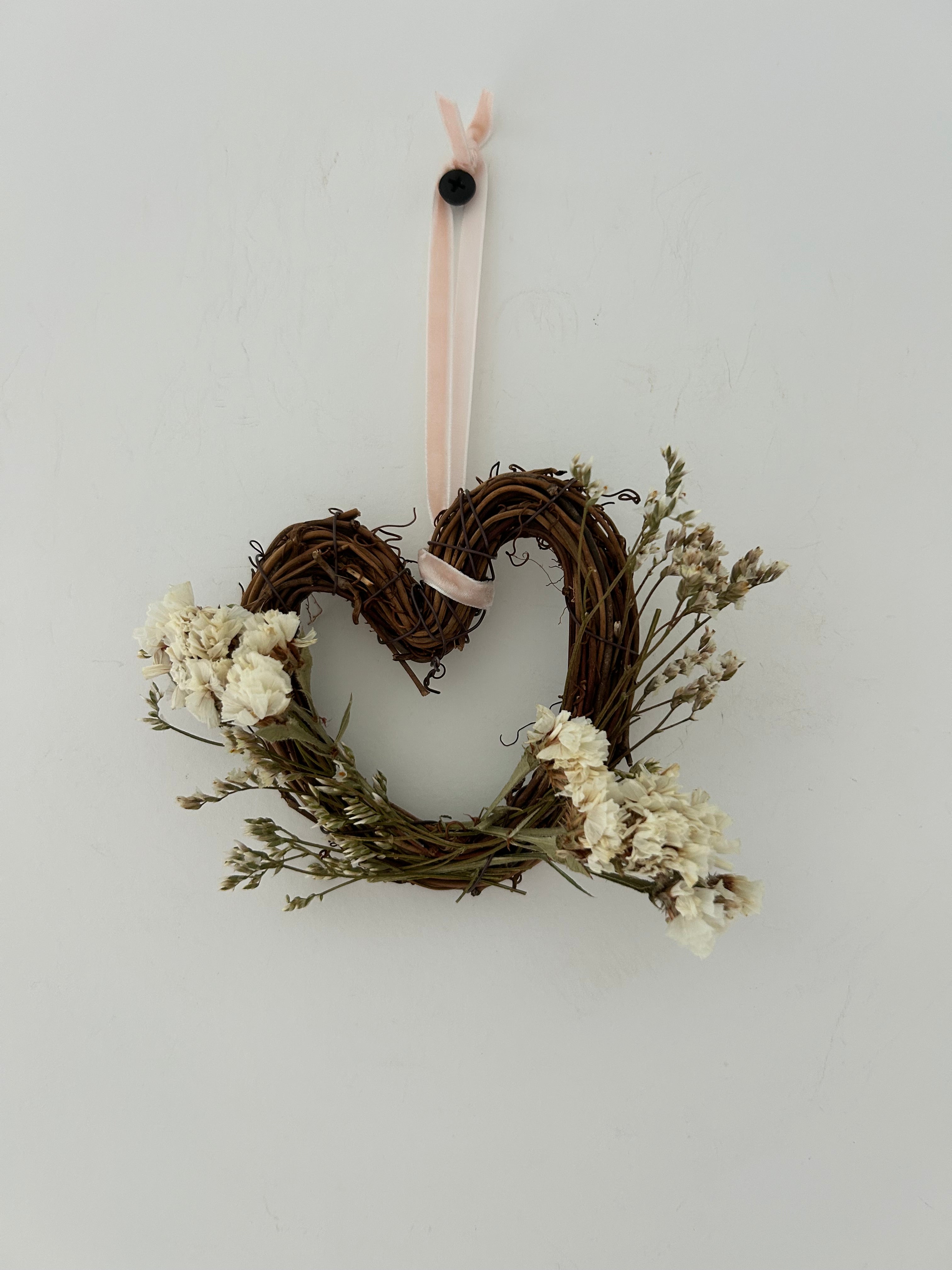 Mini Heart Wreath 10cm (sample 1)