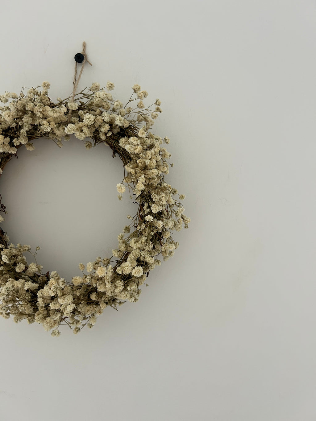 ‘Darcie’ Gypsophila Wreath