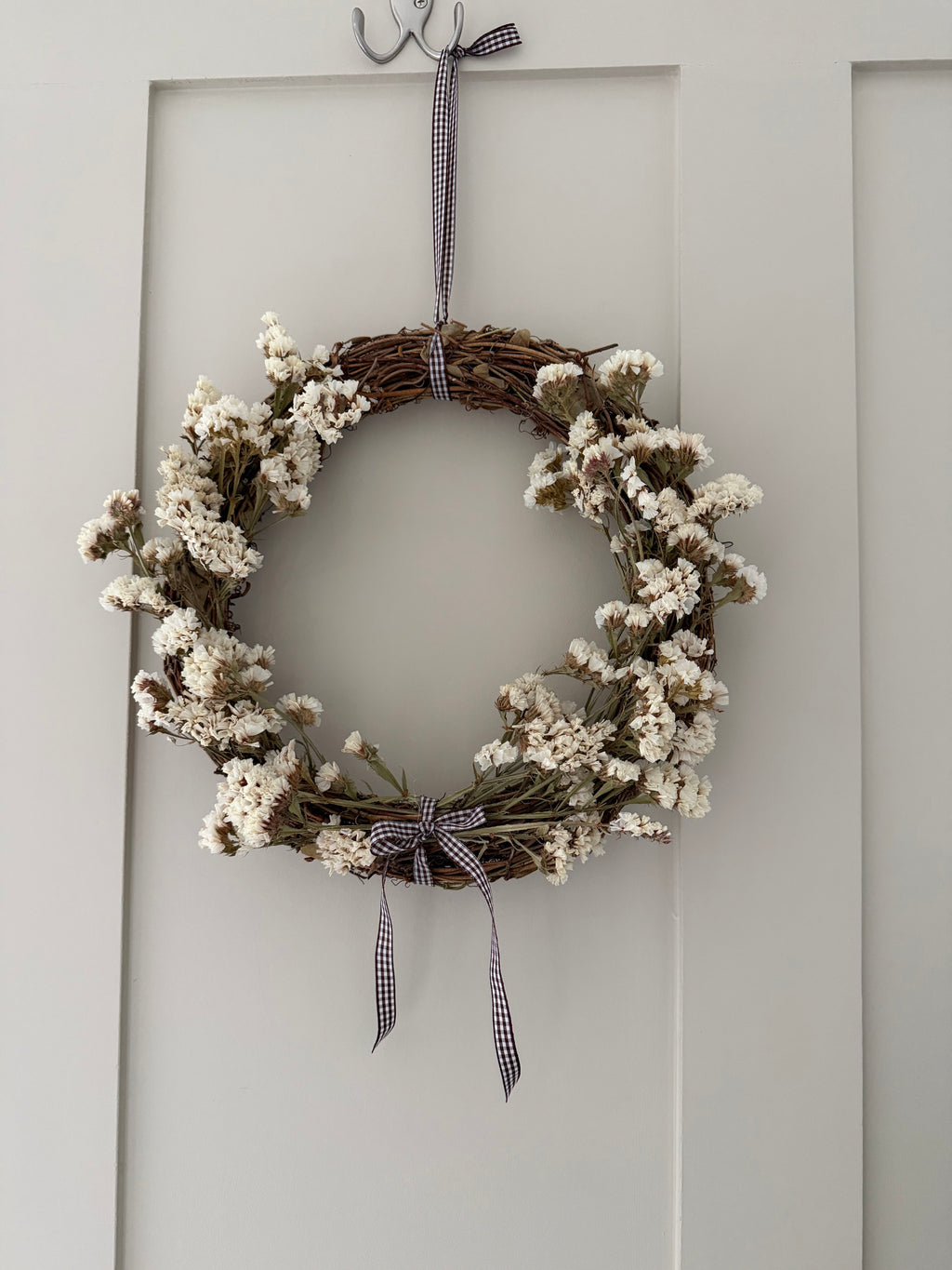 *Sample one off* 30cm Wreath with White Statice and Dark Brown Gingham Bow