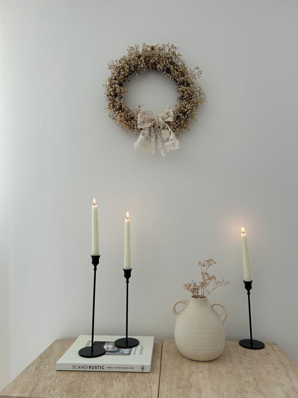 ‘Jazmin’ Gypsophila Wreath finished with a lace bow