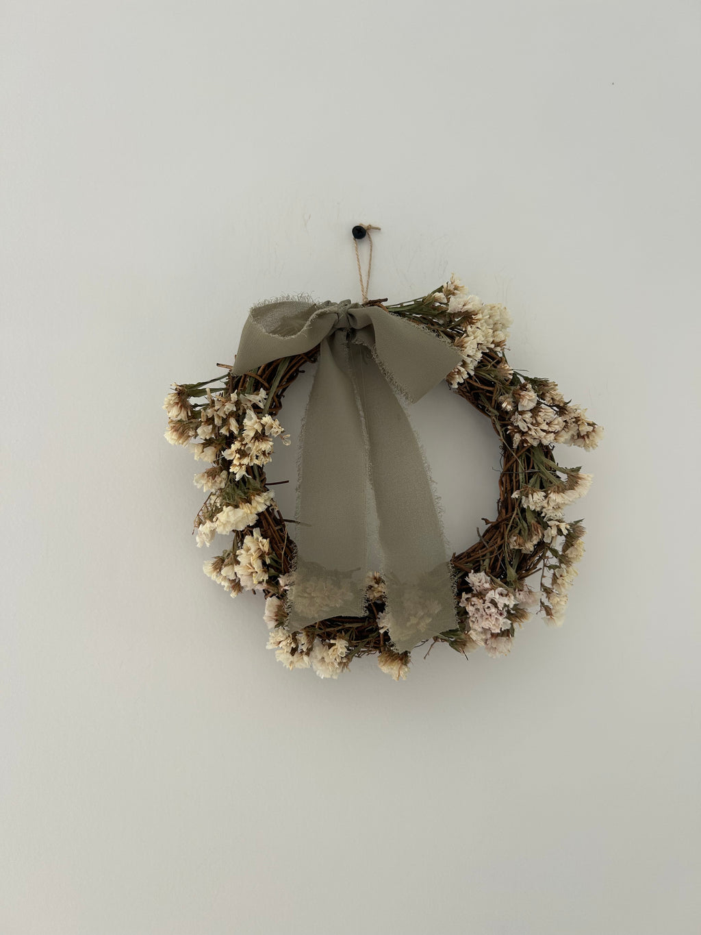 ‘Sage’ Wreath with white statice and sage bow