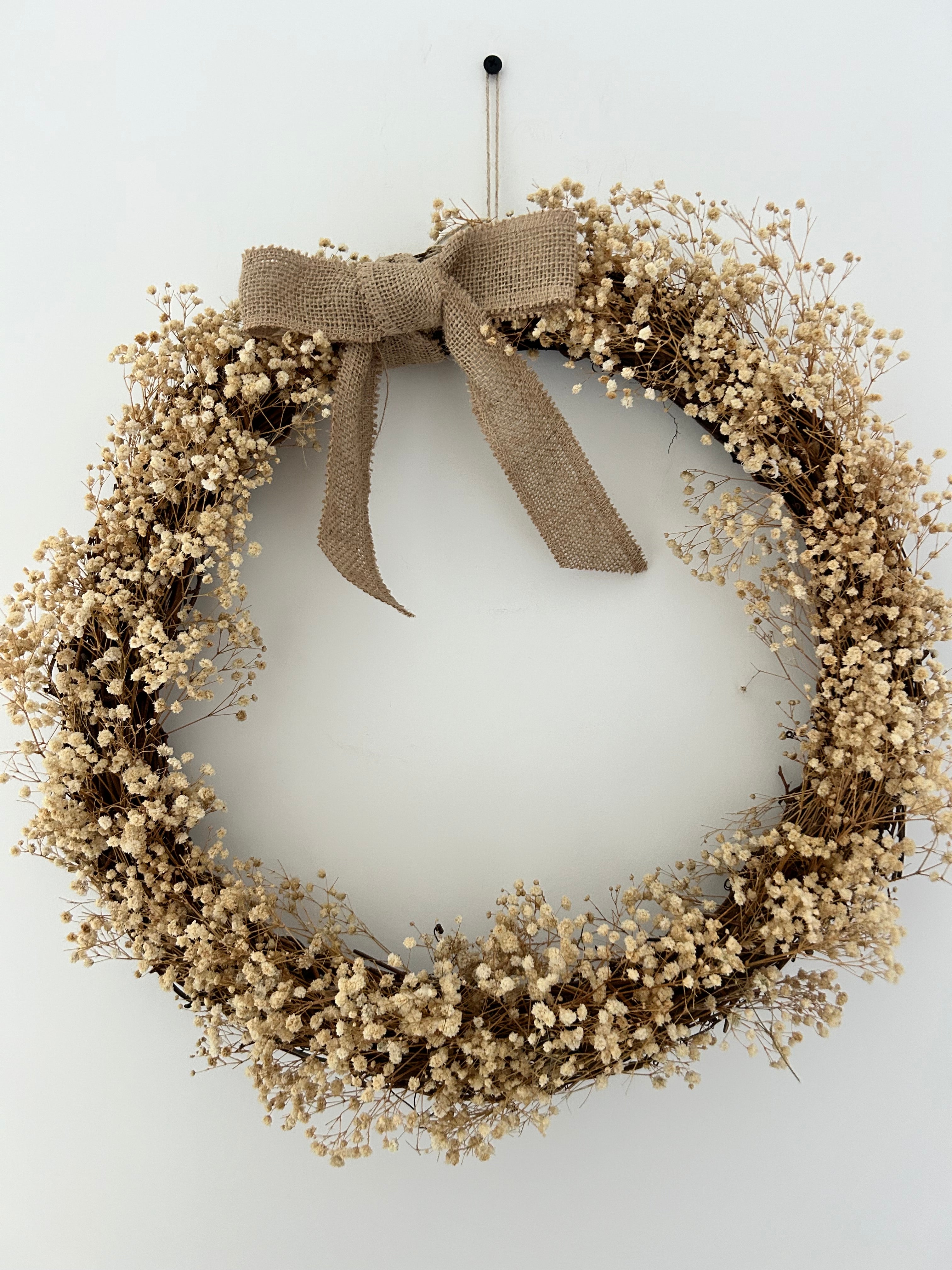SAMPLE (one off) * READY TO BE DISPATCHED* gypsophilas wreath with jute bow 40cm