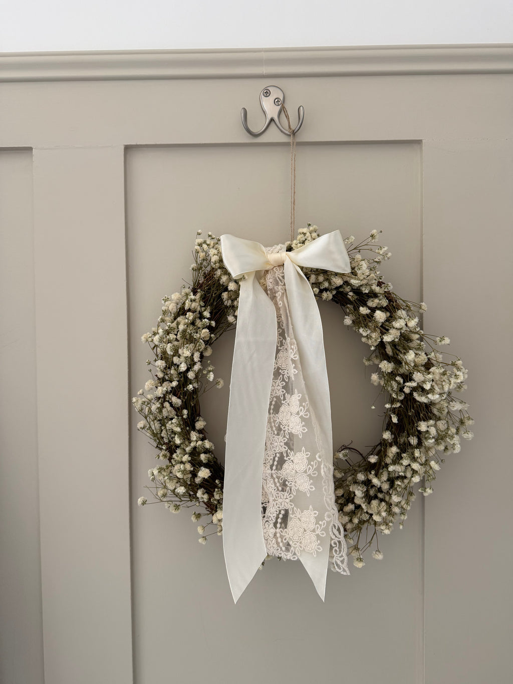 ‘Aurora’ Gypsophila Wreath finished with a cream satin & lace bow 30cm